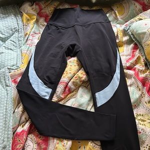 Buffbunny lynx leggings